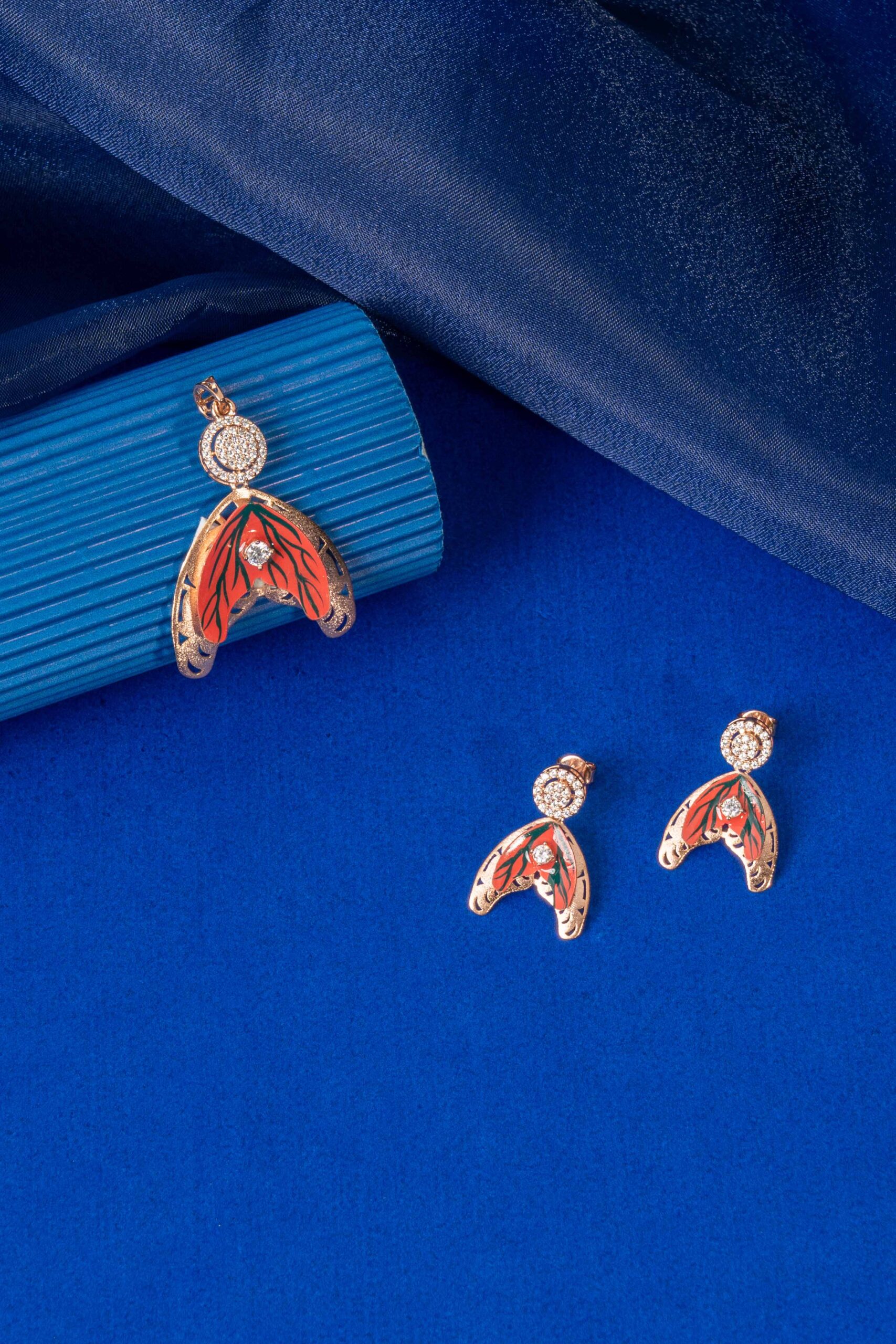 Pendant & Earring Set Pendant & Earring Set - Image 1